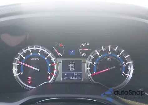 2019 Toyota 4Runner Trd Off Road z USA, uszkodzony, nr VIN JTEBU5JR9K5701693